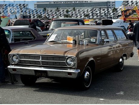 URM 382, Ford Falcon