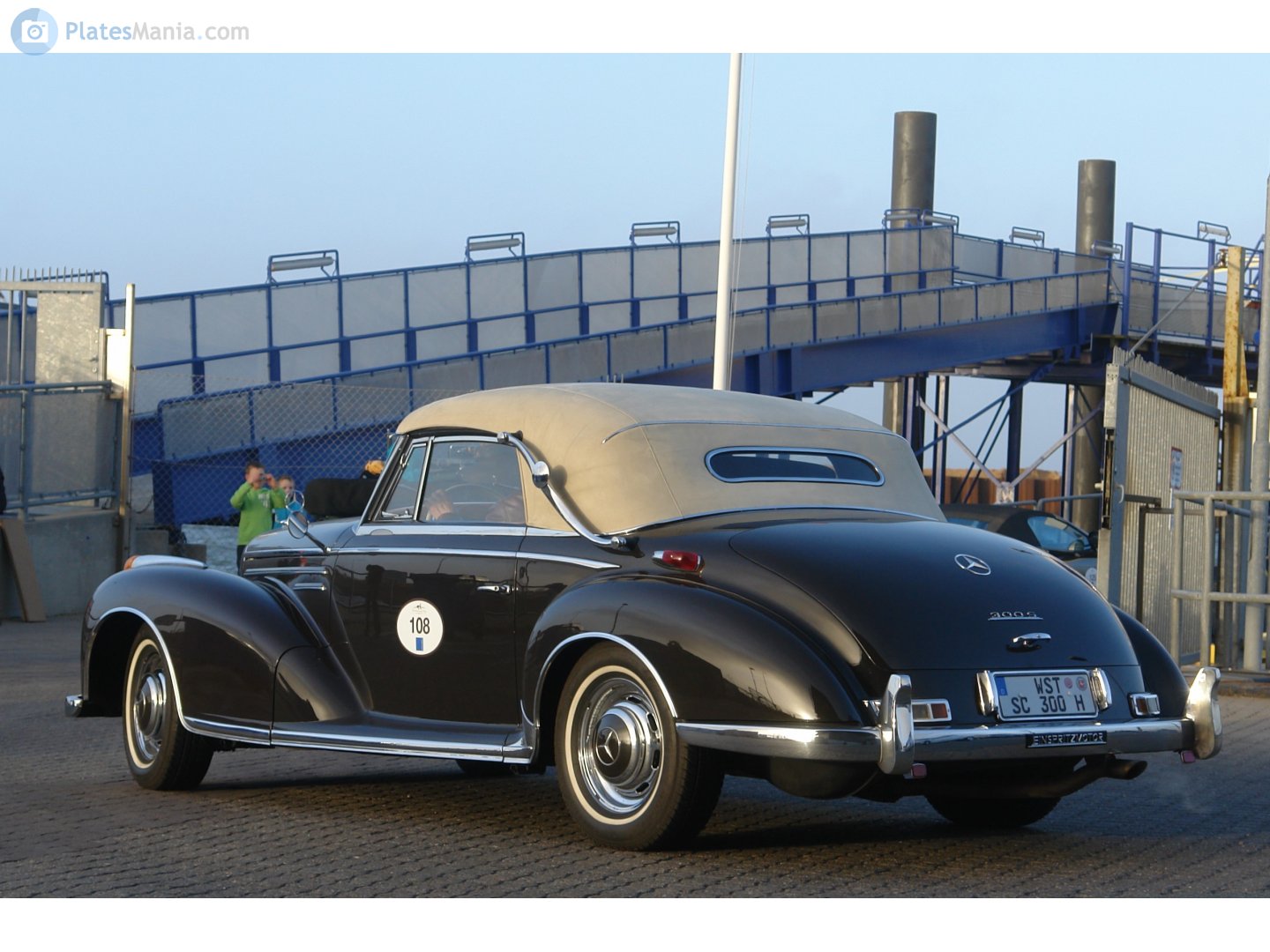 WST SC 300 H, Mercedes-Benz 300 