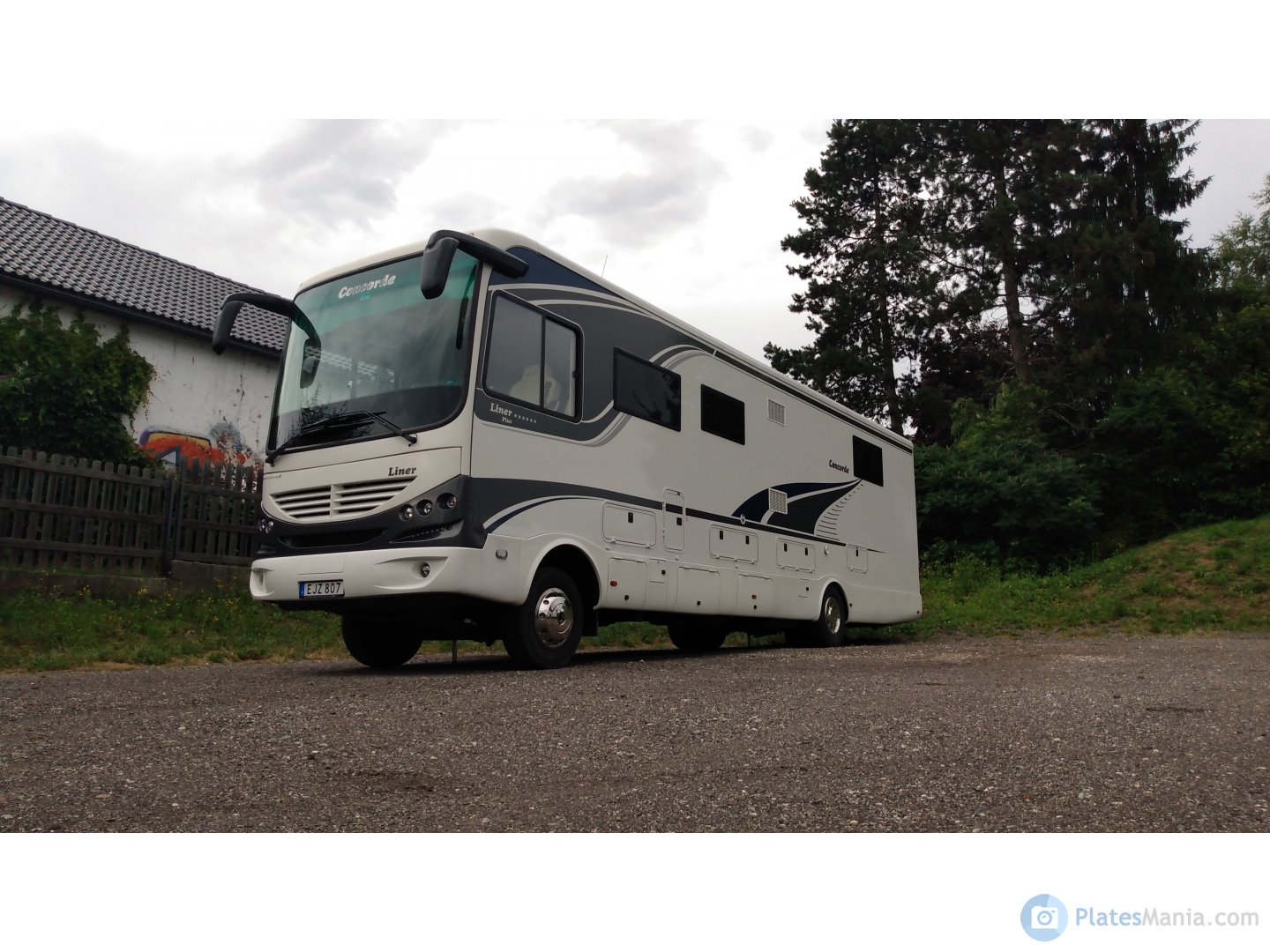 EJZ 807, Concorde Liner 