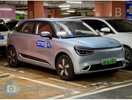 川A·BJ7852, DongFeng Box/Nammi 01