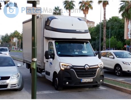 NI 413-MT, Renault Master