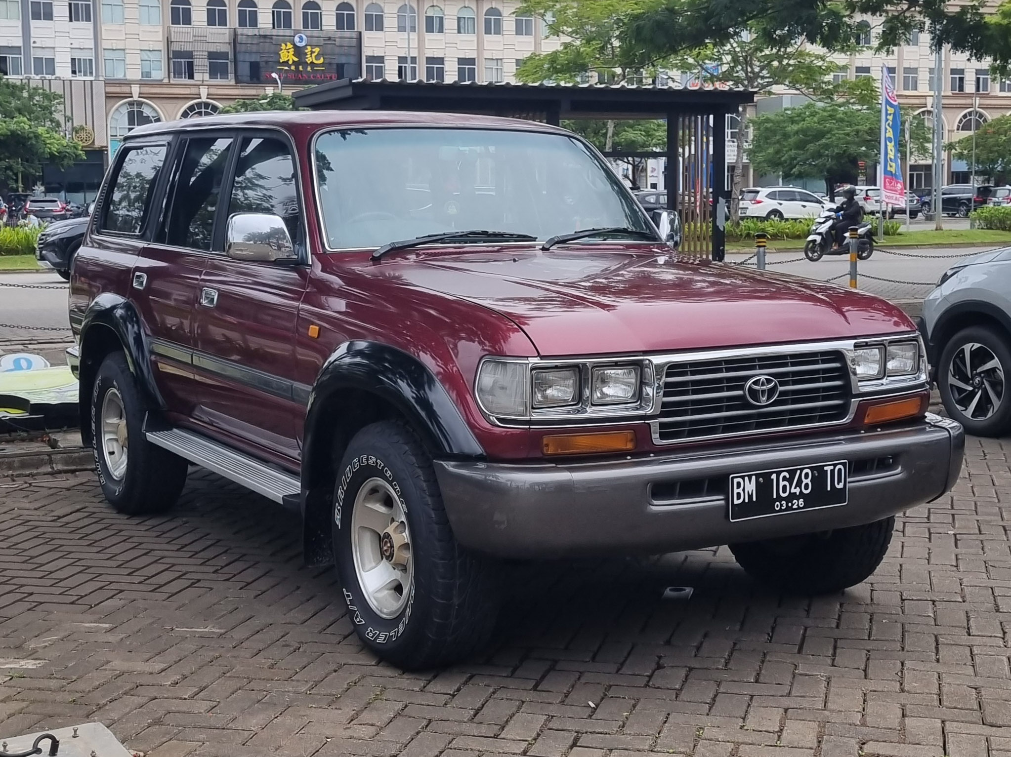 BM 1648 TQ, Toyota Land Cruiser 80 (J80), 1989–1997