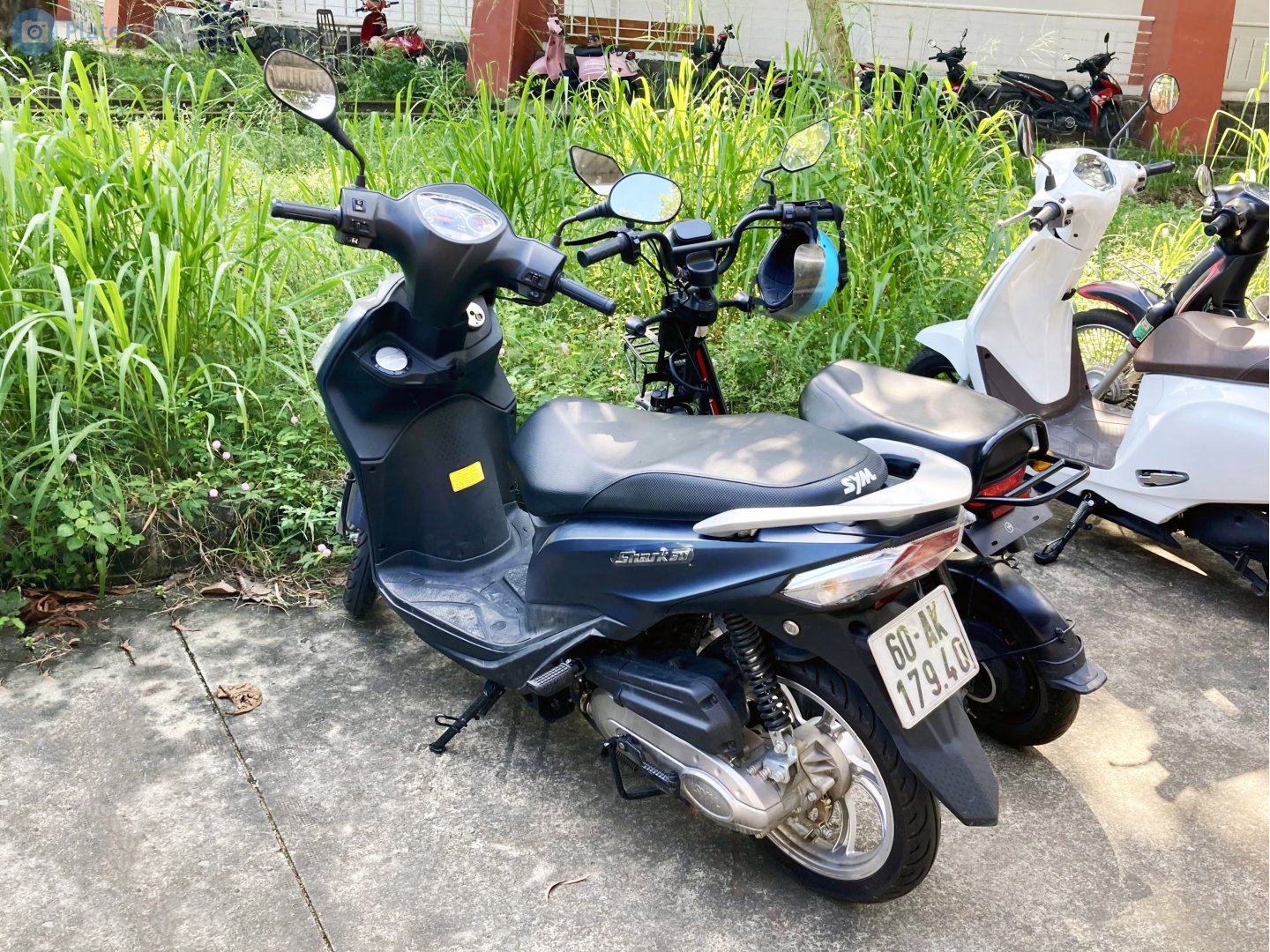 60-AK 179.40, SYM Shark 