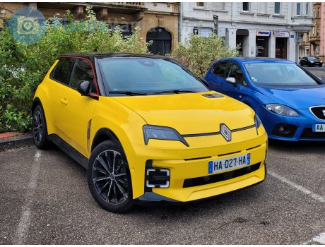 HA-027-HA, Renault 5