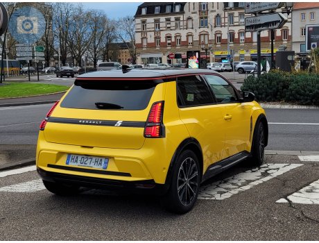 HA-027-HA, Renault 5