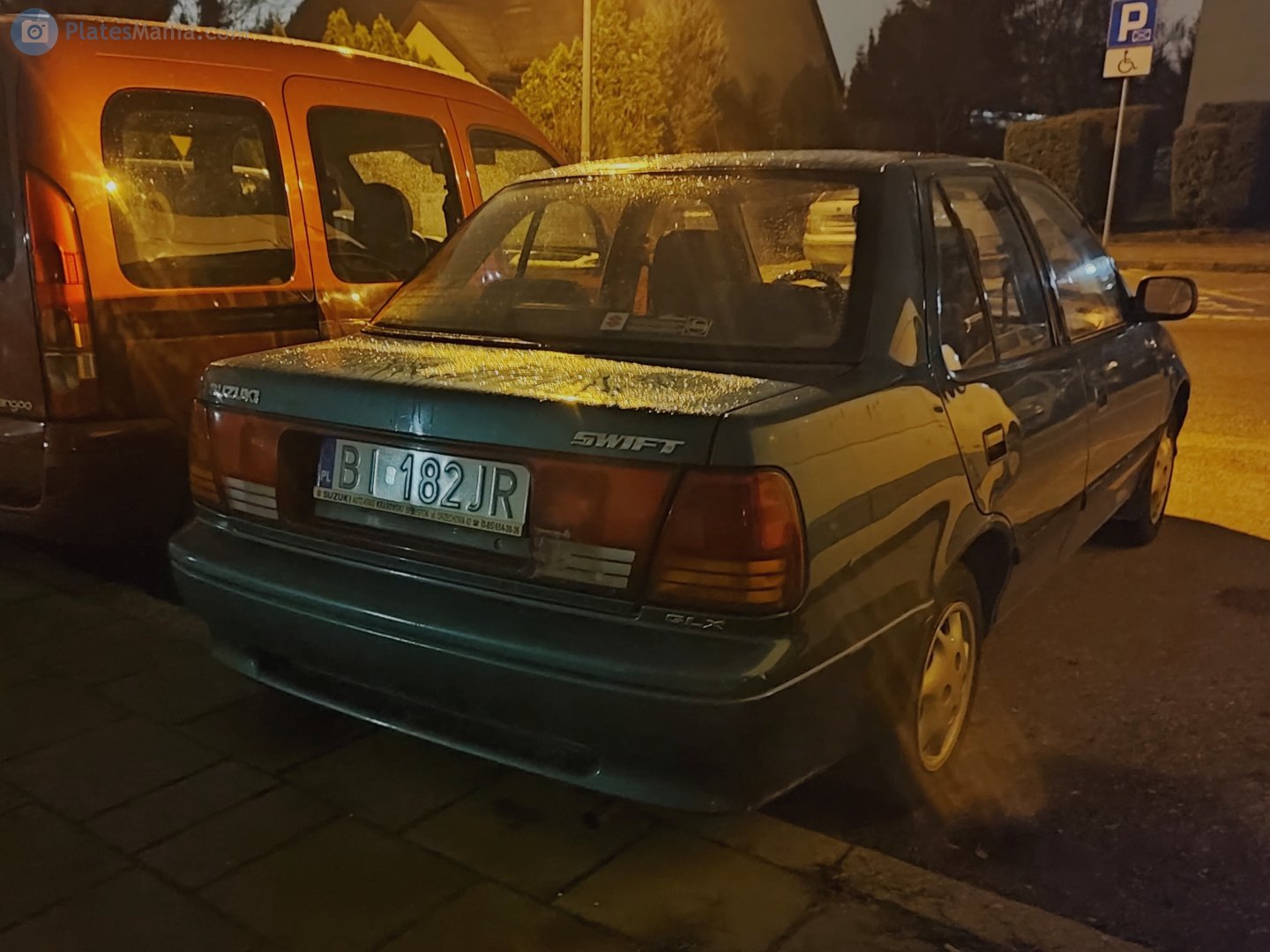 BI 182JR, Suzuki Swift 2nd gen Sedan (SF), facelift, 1996–2004