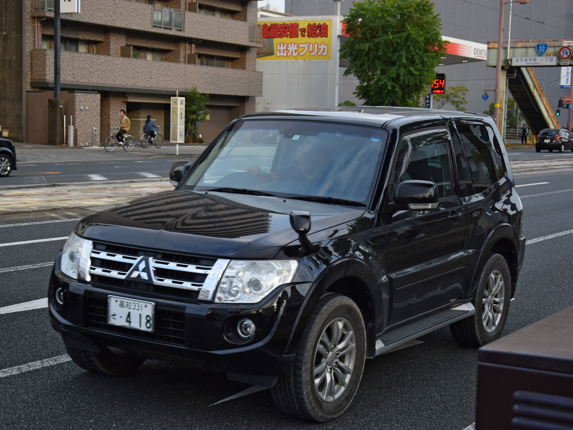 高知 331 せ 418, Mitsubishi Pajero 4th gen 3-door SUV (V80/NS/NT/NW/NX), 2006–2021