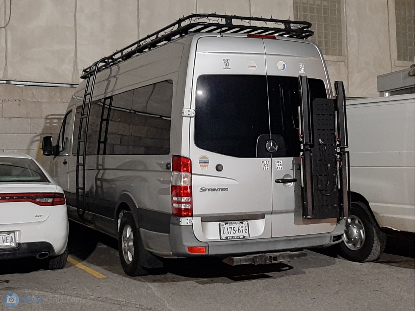 UA75-676, Mercedes-Benz Sprinter 2nd gen (W906), 2006–2013