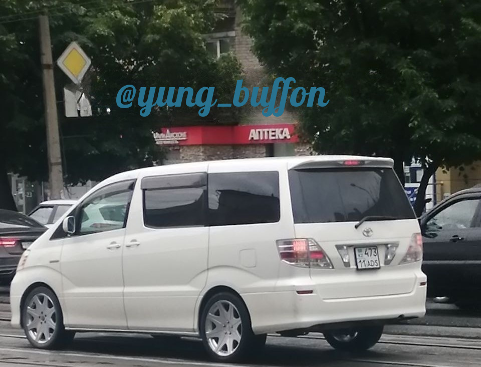 473 ADS 11, Toyota Alphard 1st gen (G/V) (AH10), 2002–2008