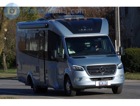 CTJN-124, Leisure Travel Vans Unity