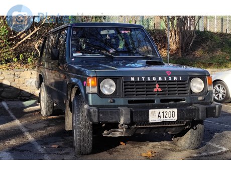 A 1200, Mitsubishi Montero