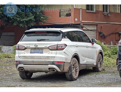 川K·J7122, Brilliance (Huachen Zhonghua) V6