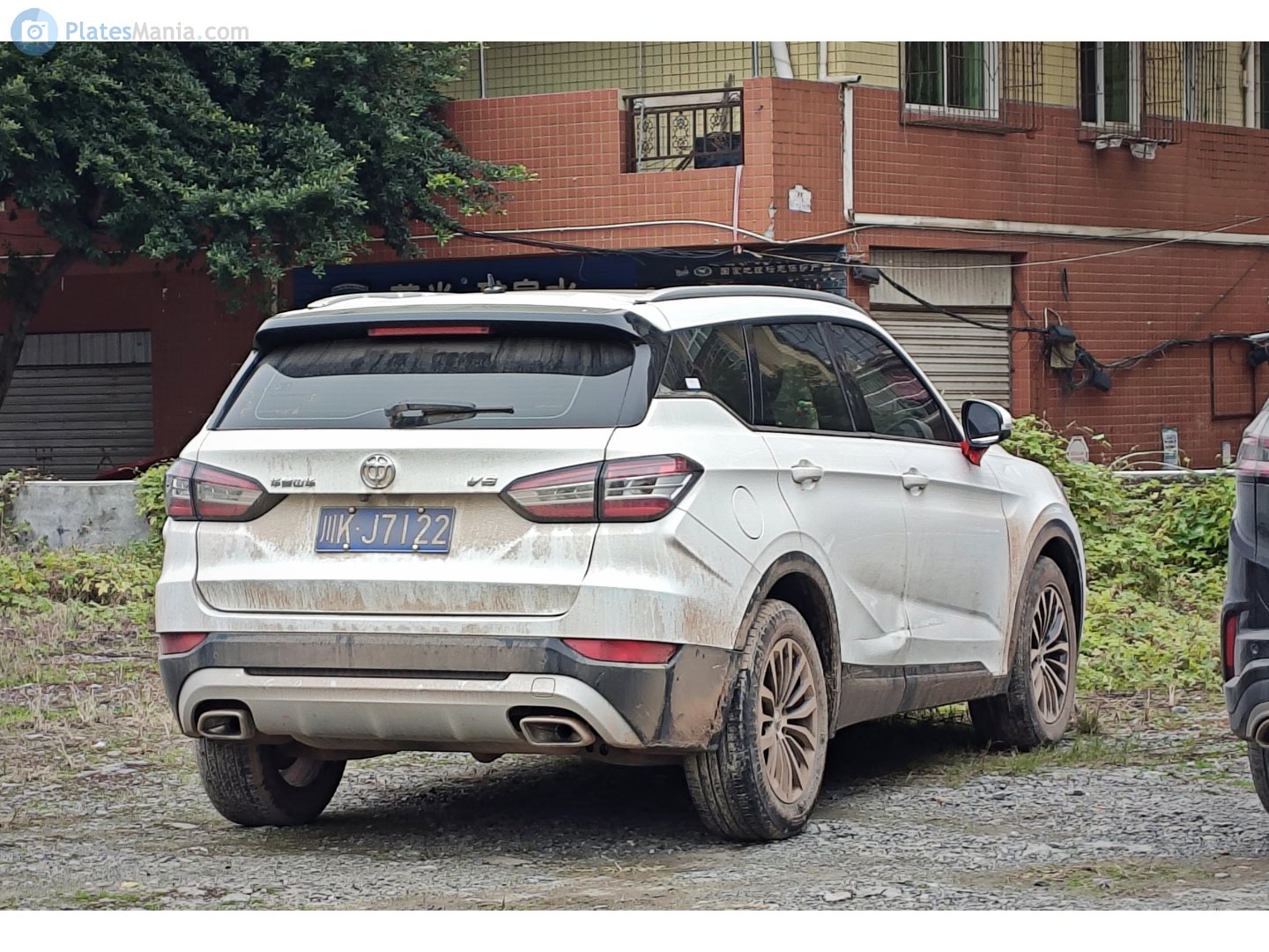 川K·J7122, Brilliance (Huachen Zhonghua) V6 