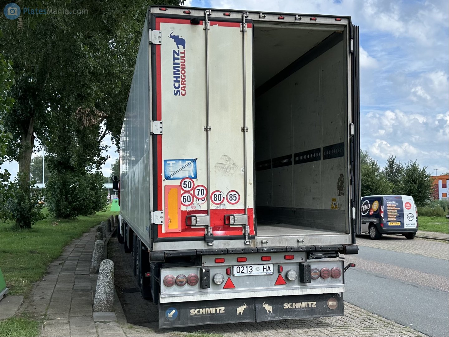 0213 НА, Schmitz SKO 