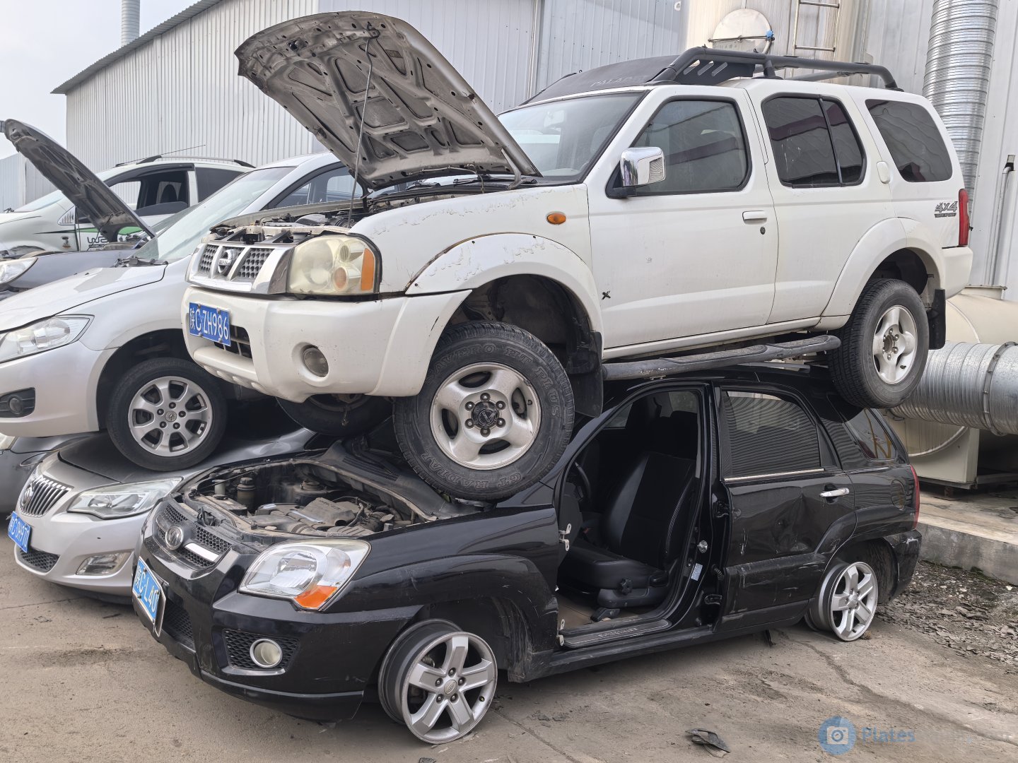 陕C·ZH986, Nissan Paladin 1st gen (ZN6454; CN-market), 2003–2013