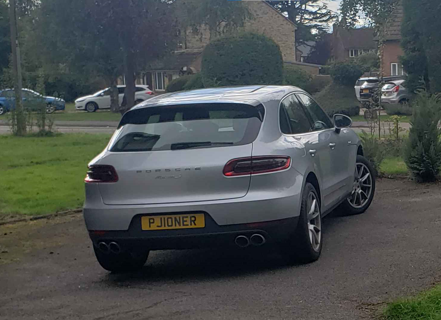 PJ10NER, Porsche Macan 1st gen (95B), 2014–2018