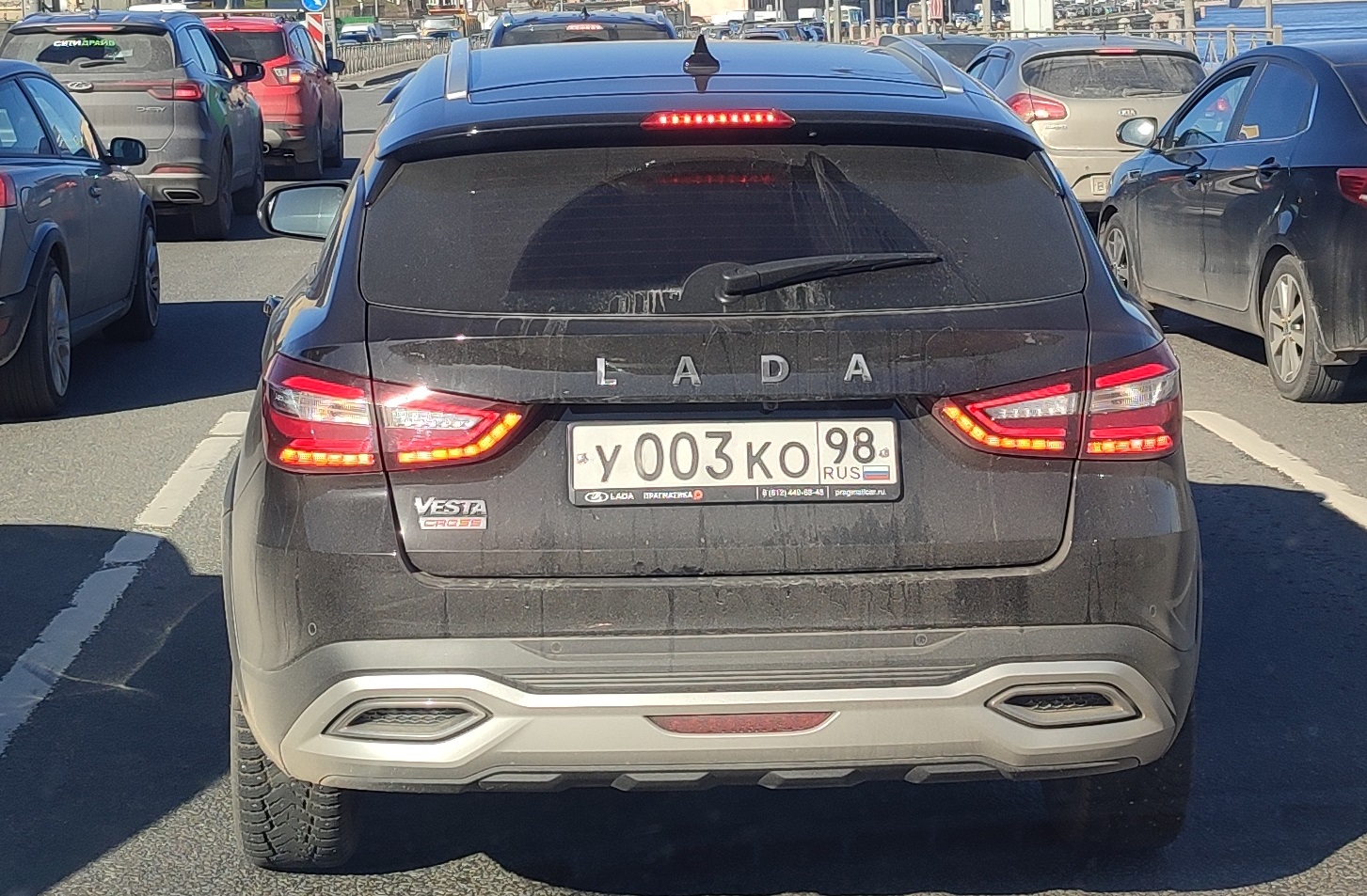 у 003 ко 98, Lada (VAZ) Vesta 1st gen SW Cross (GFK), facelift, 2022–