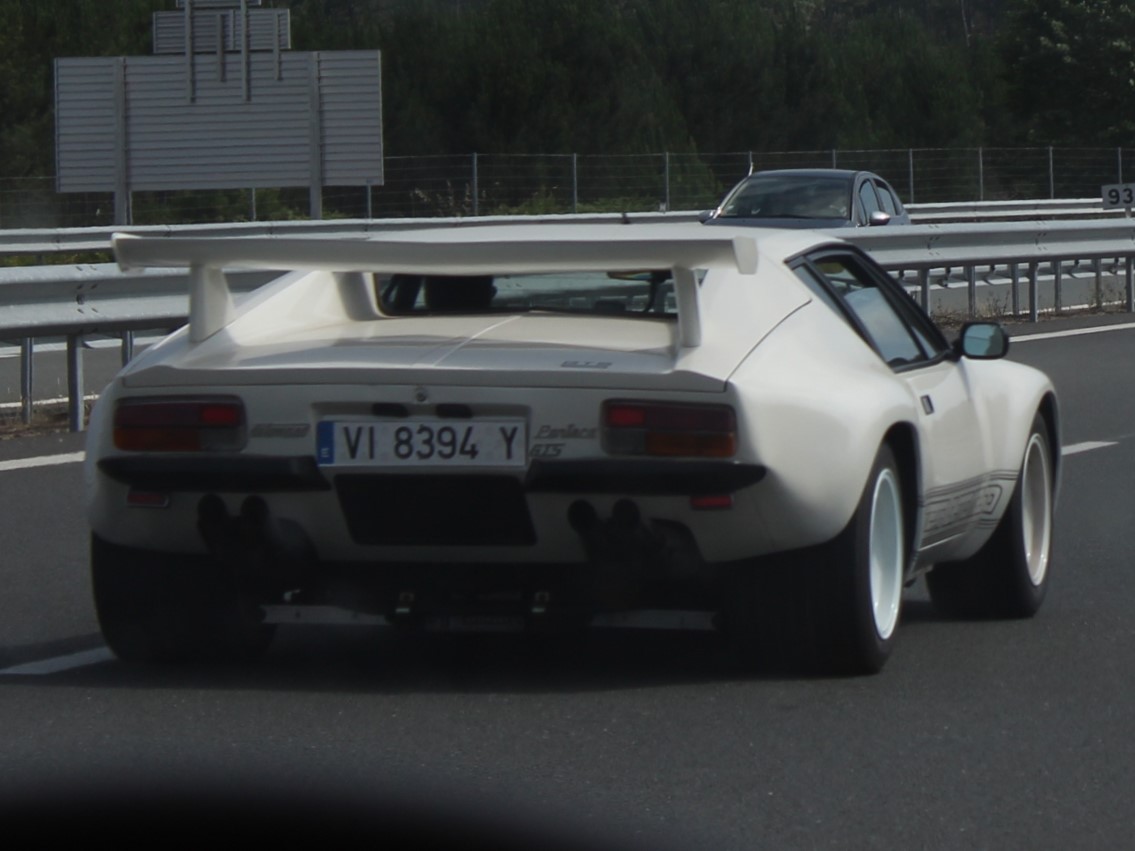 VI 8394 Y, De Tomaso Pantera 