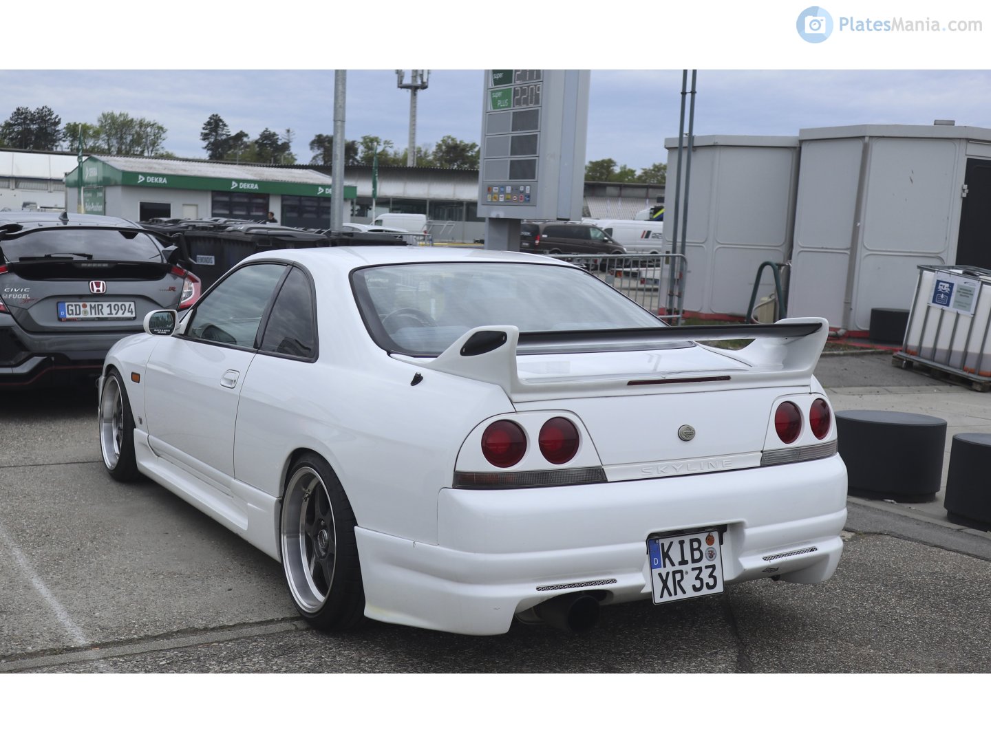 KIB XR 33, Nissan Skyline 9th gen Coupé (R33), 1993–1998