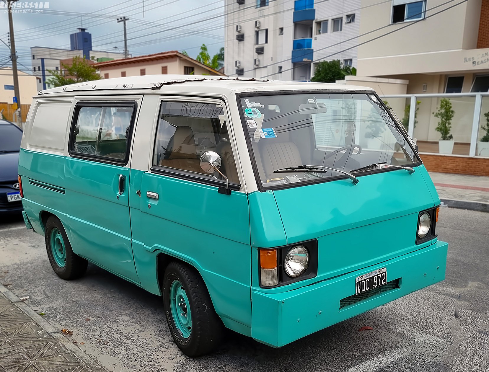 VOC 972, Mitsubishi Delica 2nd gen (Star Wagon) Van, 1979–1986