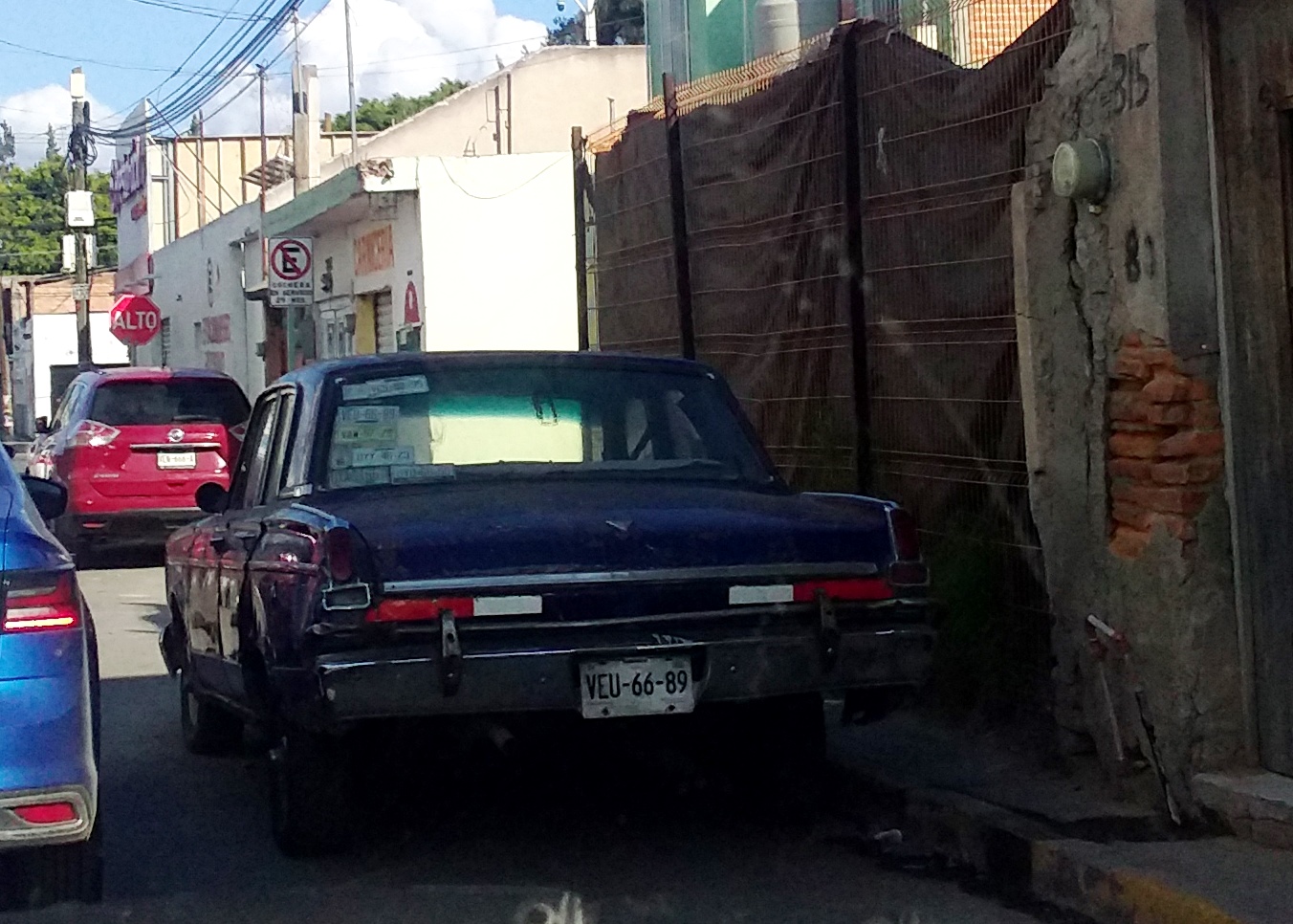 VEU-66-89, Plymouth Valiant 2nd gen 1966 4-door Sedan (BV1/BV2; A-body), 3rd facelift, 1965–1966