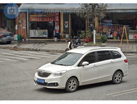 川K·T5766, Haima V70