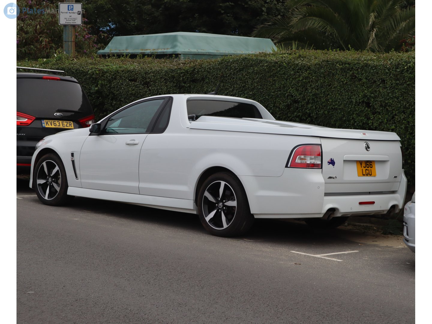 YJ66LGU, Holden Ute 8th gen (VE/VF), 2007–2017