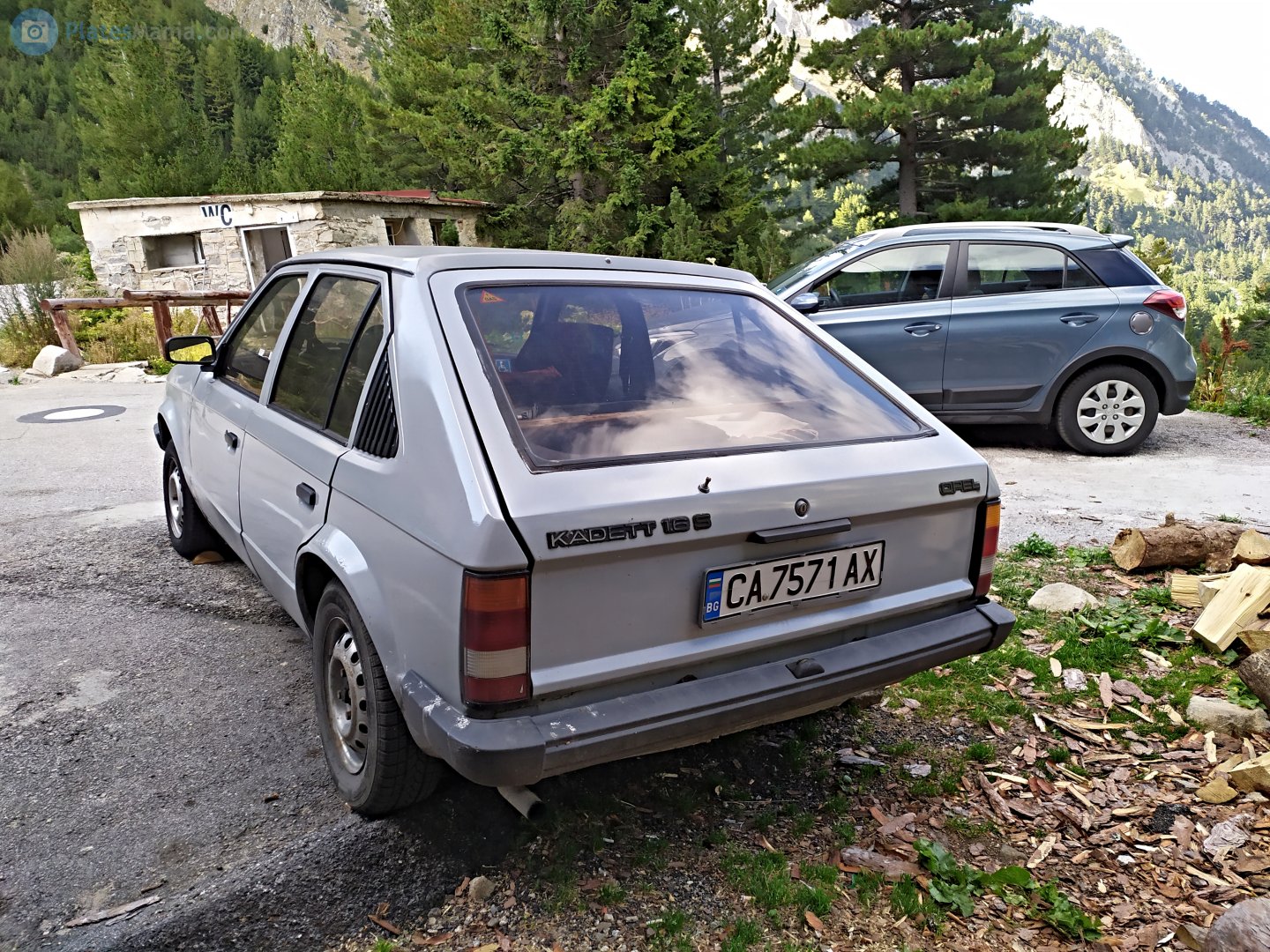 CA 7571 AX, Opel Kadett 4th gen 4-door Sedan/5-door Hatch (D), 1979–1984