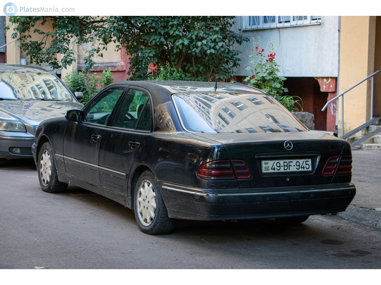 49 BF 945, Mercedes-Benz E-Klasse 2nd gen Sedan (W210), 1995­–2002