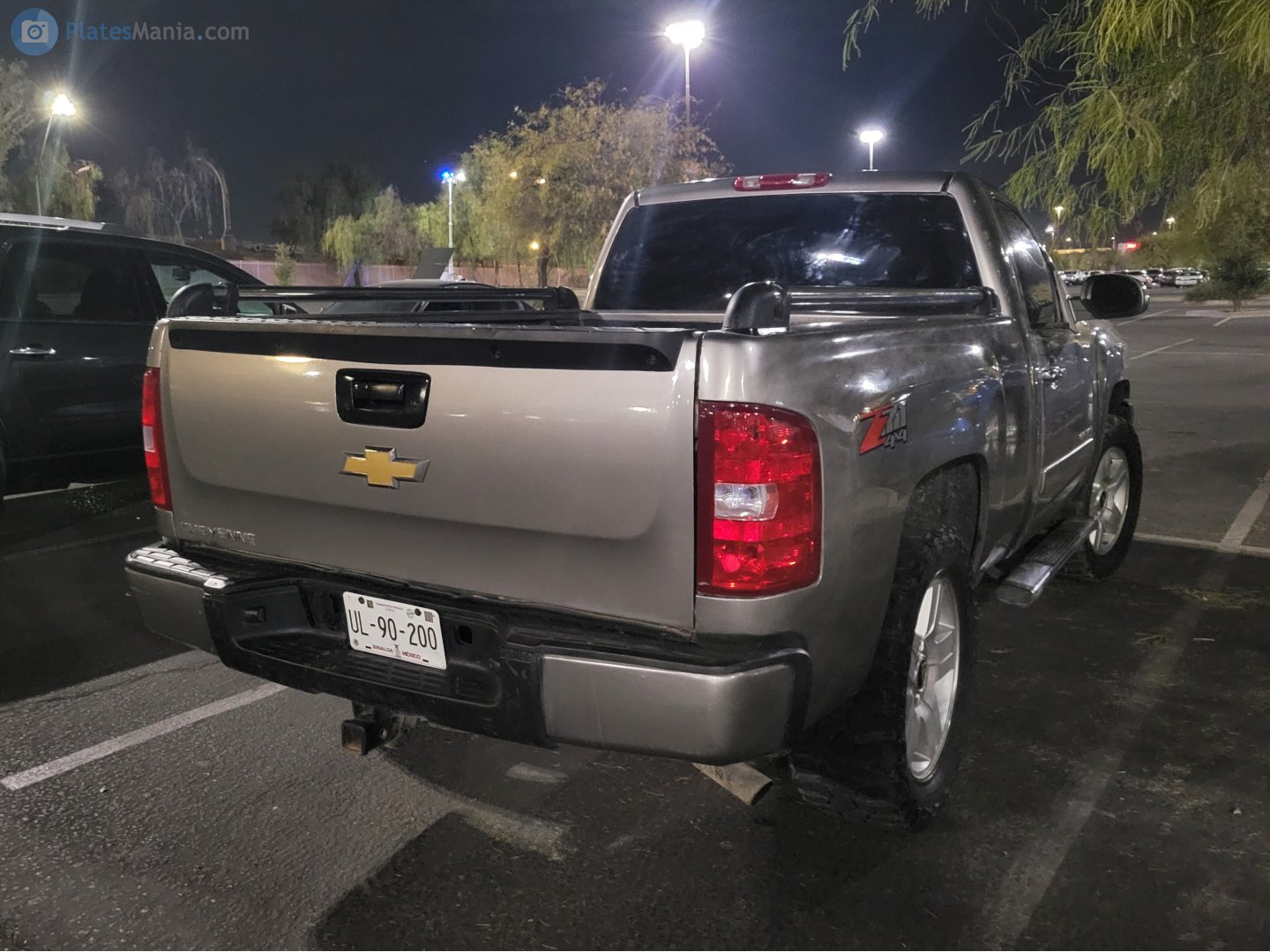 UL-90-200, Chevrolet Cheyenne 2nd gen (GMT900; MX-market), 2006–2013