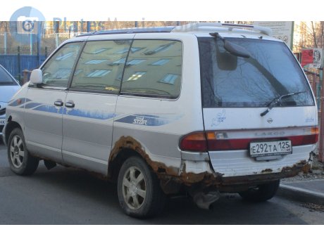 е292та125, Nissan Largo