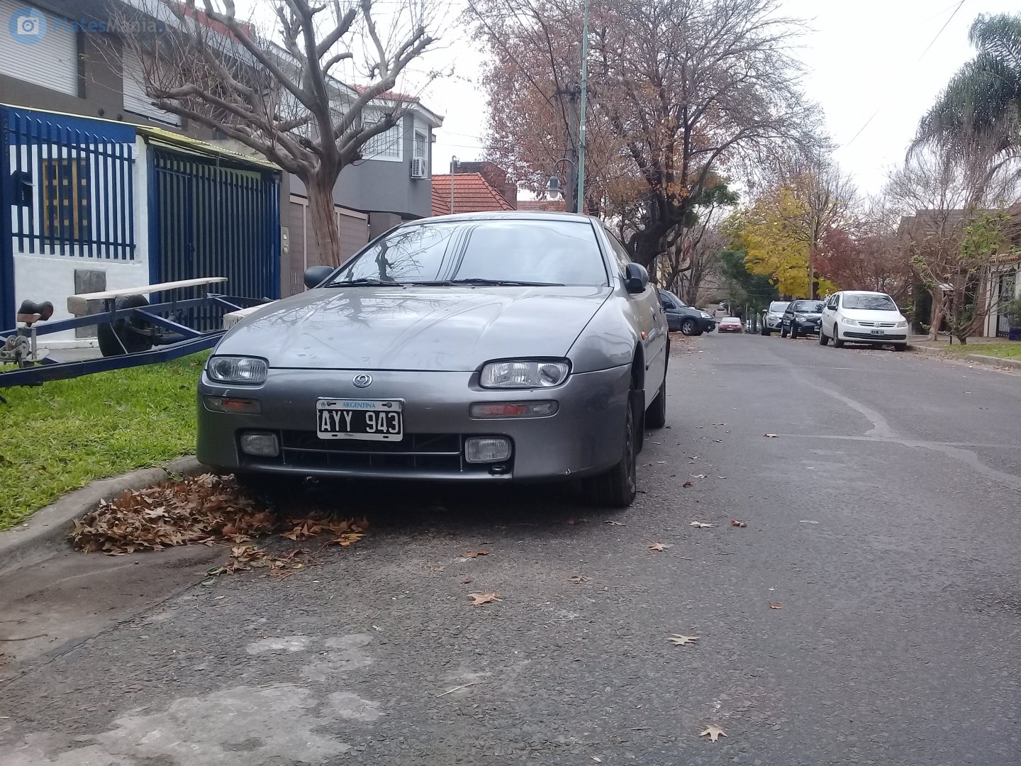 AYY 943, Mazda 323 5th gen F (Astina) 5-door Hatch (BA), 1994–1998