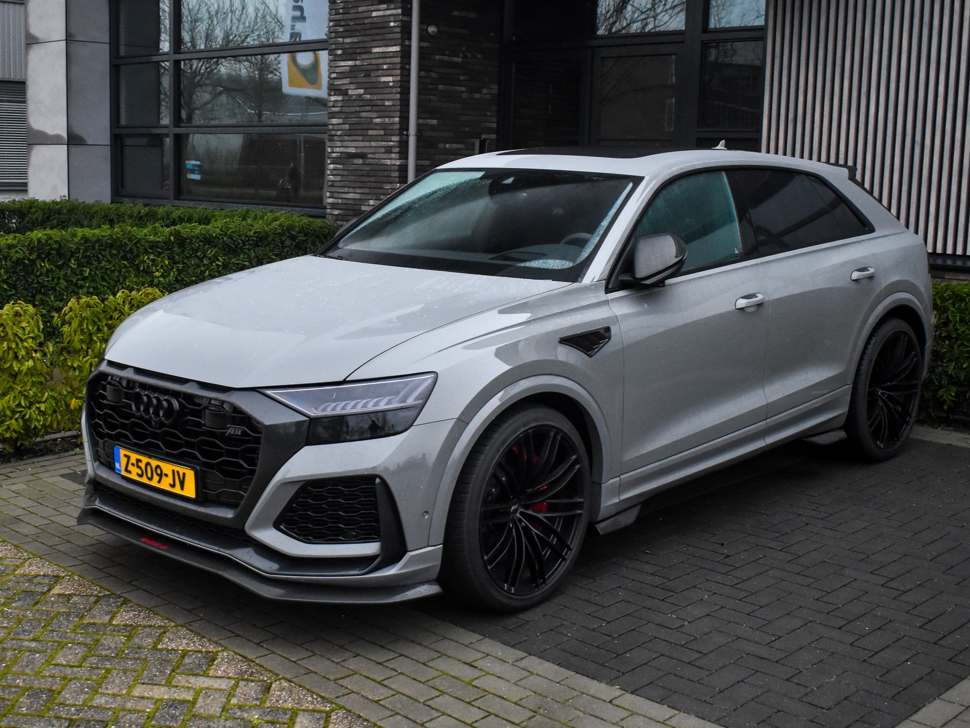 Z-509-JV, Audi RS Q8 1st gen (4MN), 2020–2024