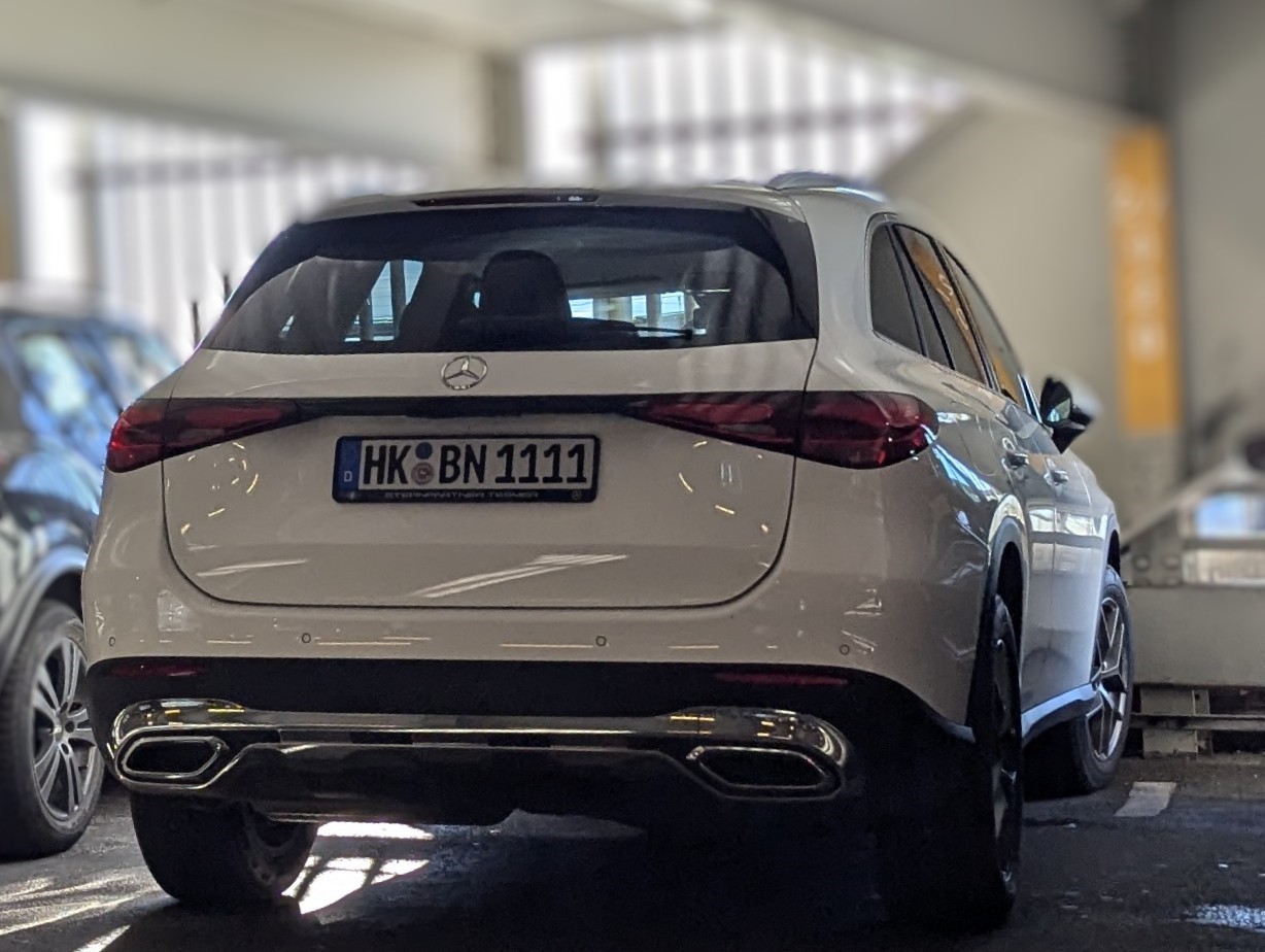 HK BN 1111, Mercedes-Benz GLC-Klasse 2nd gen SUV (X254), 2022–