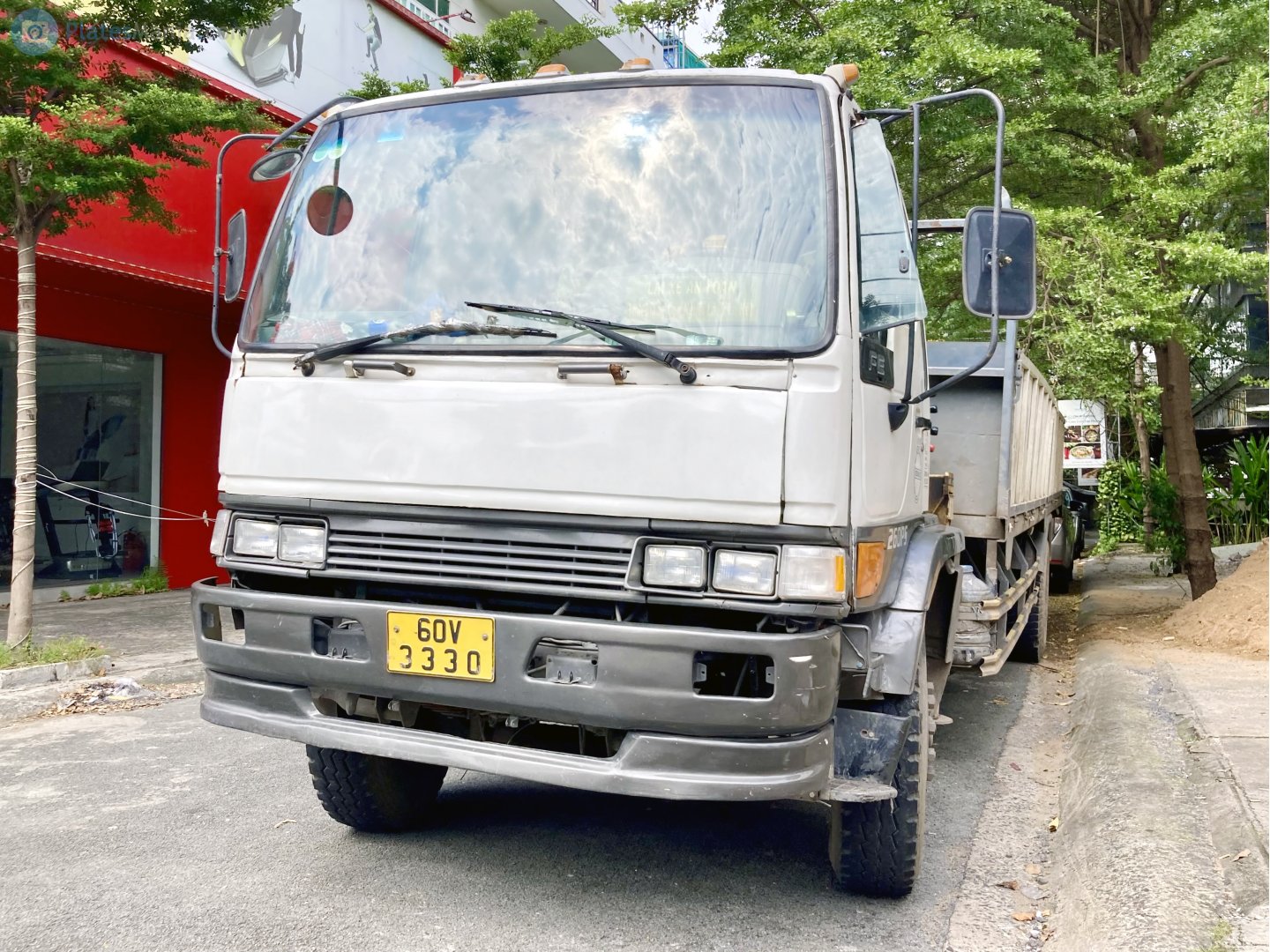 60V-3330, Hino FF 