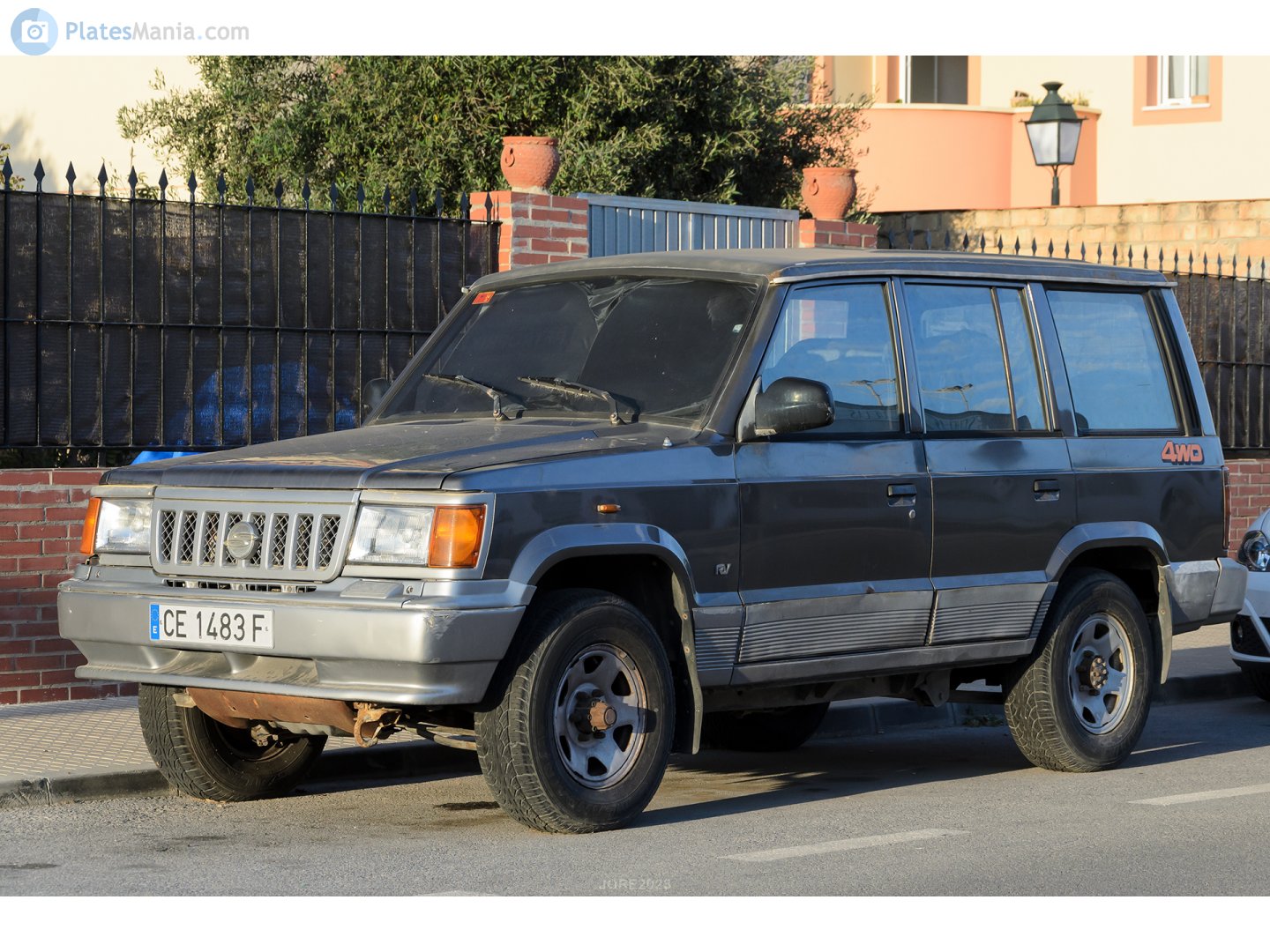 CE 1483 F, SsangYong (KGM) Korando 1st gen Family, 1988–1996 (rebaged Isuzu Trooper)