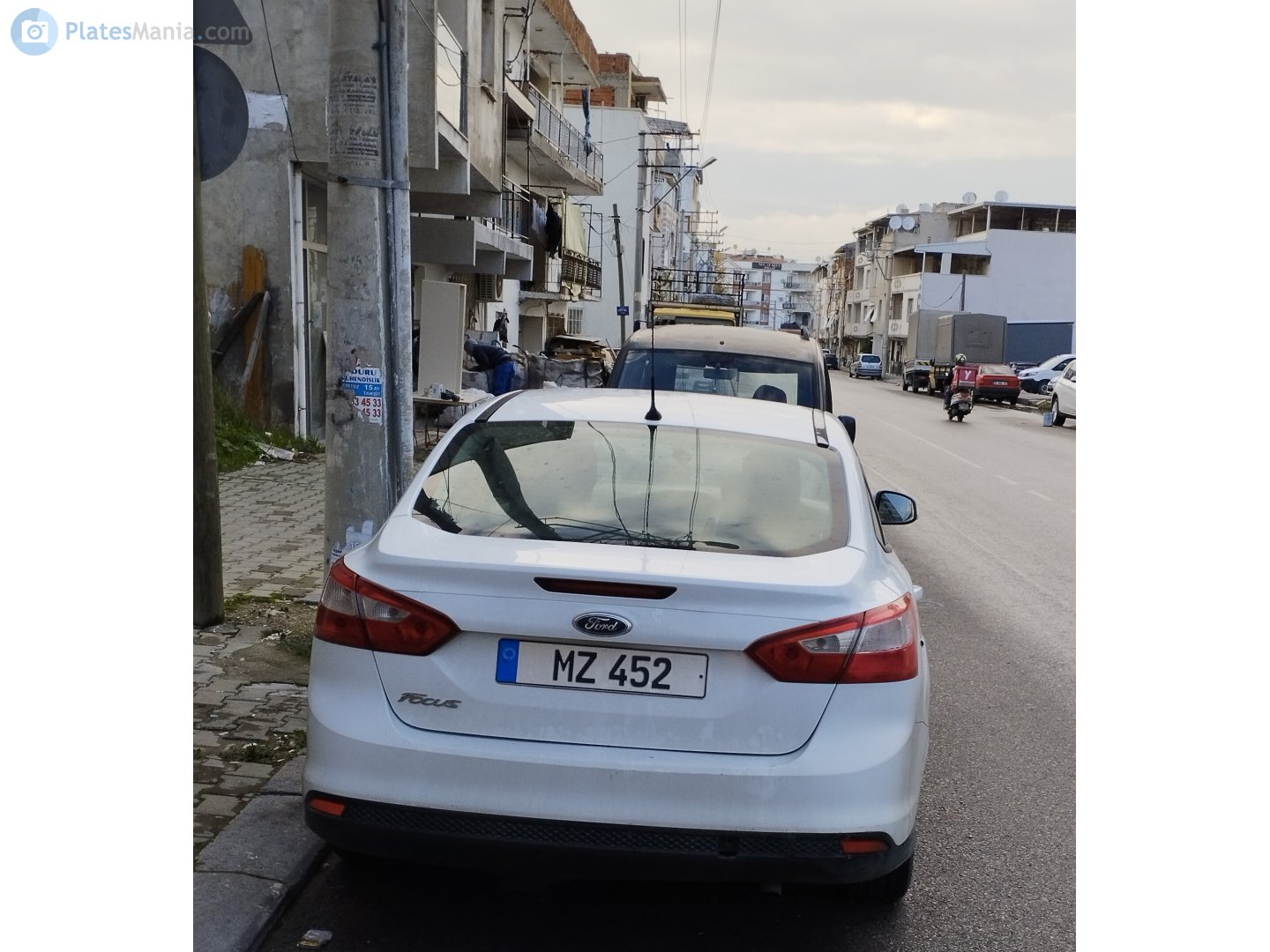 MZ 452, Ford Focus 3rd gen Sedan (DYB; C346), 2011–2014