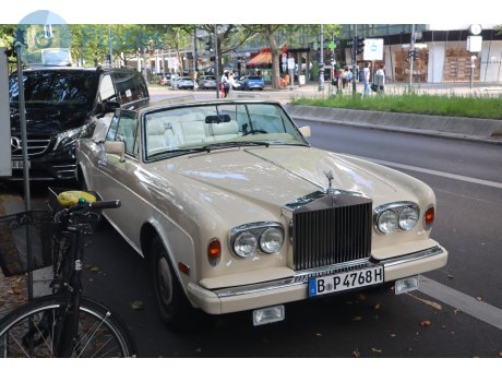 B P 4768H, Rolls-Royce Corniche