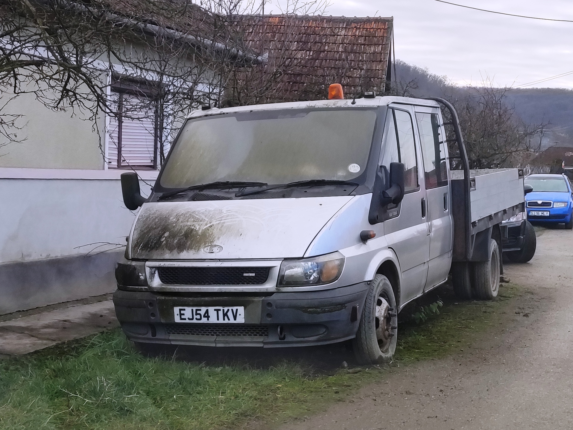 EJ54TKV, Ford Transit 3rd gen Double Cab (V184/V185), 2000–2006
