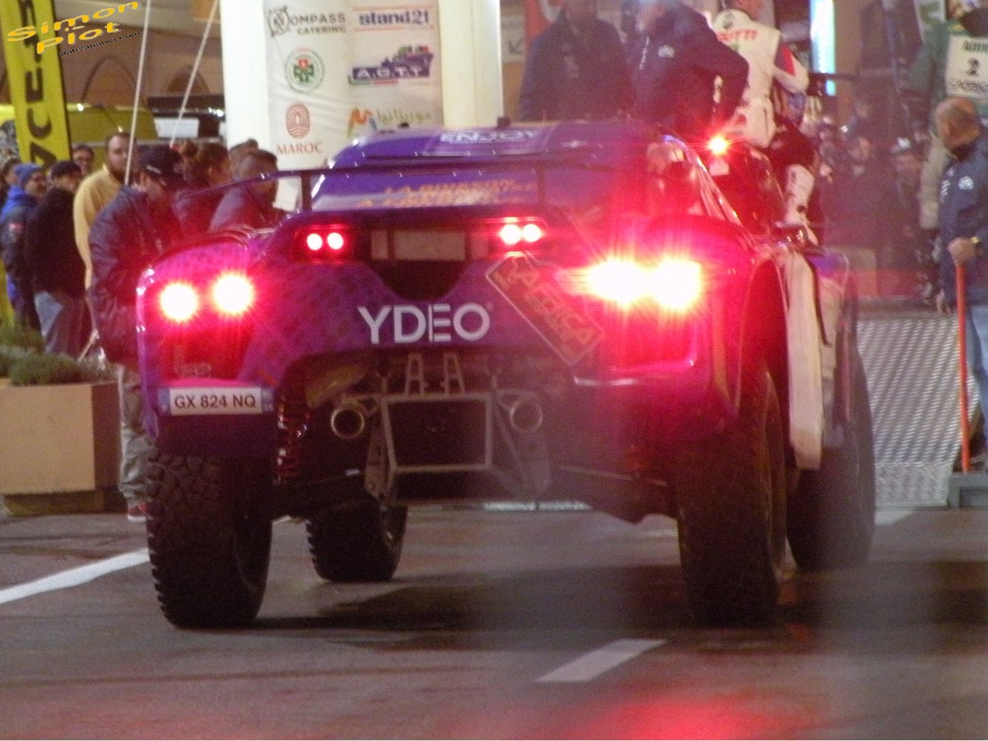 GX-824-NQ, Century Racing CR6 