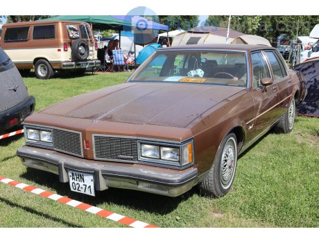 AHN 02-71, Oldsmobile 88