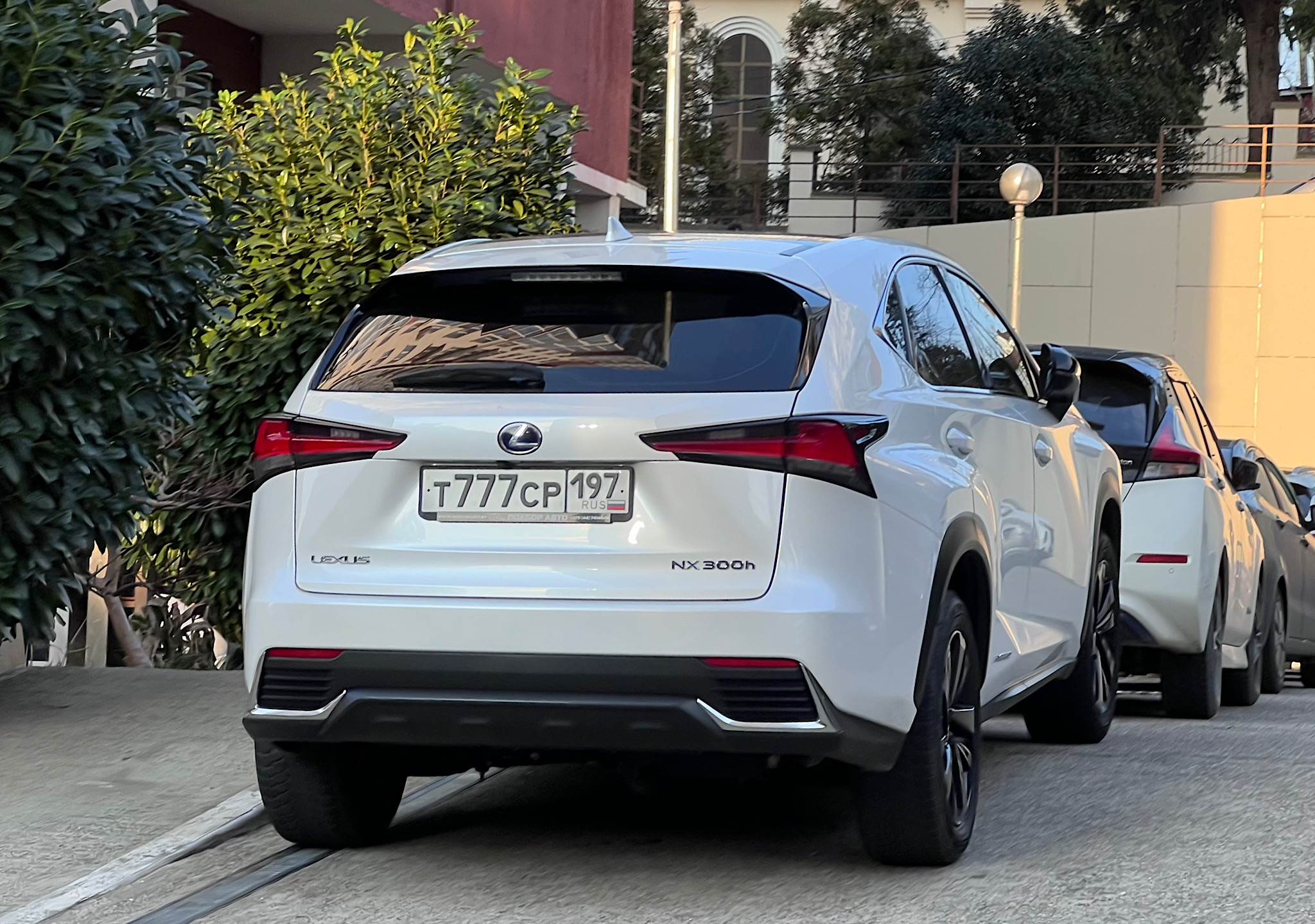 т 777 ср 197, Lexus NX 1st gen (AZ10), facelift, 2017–2021