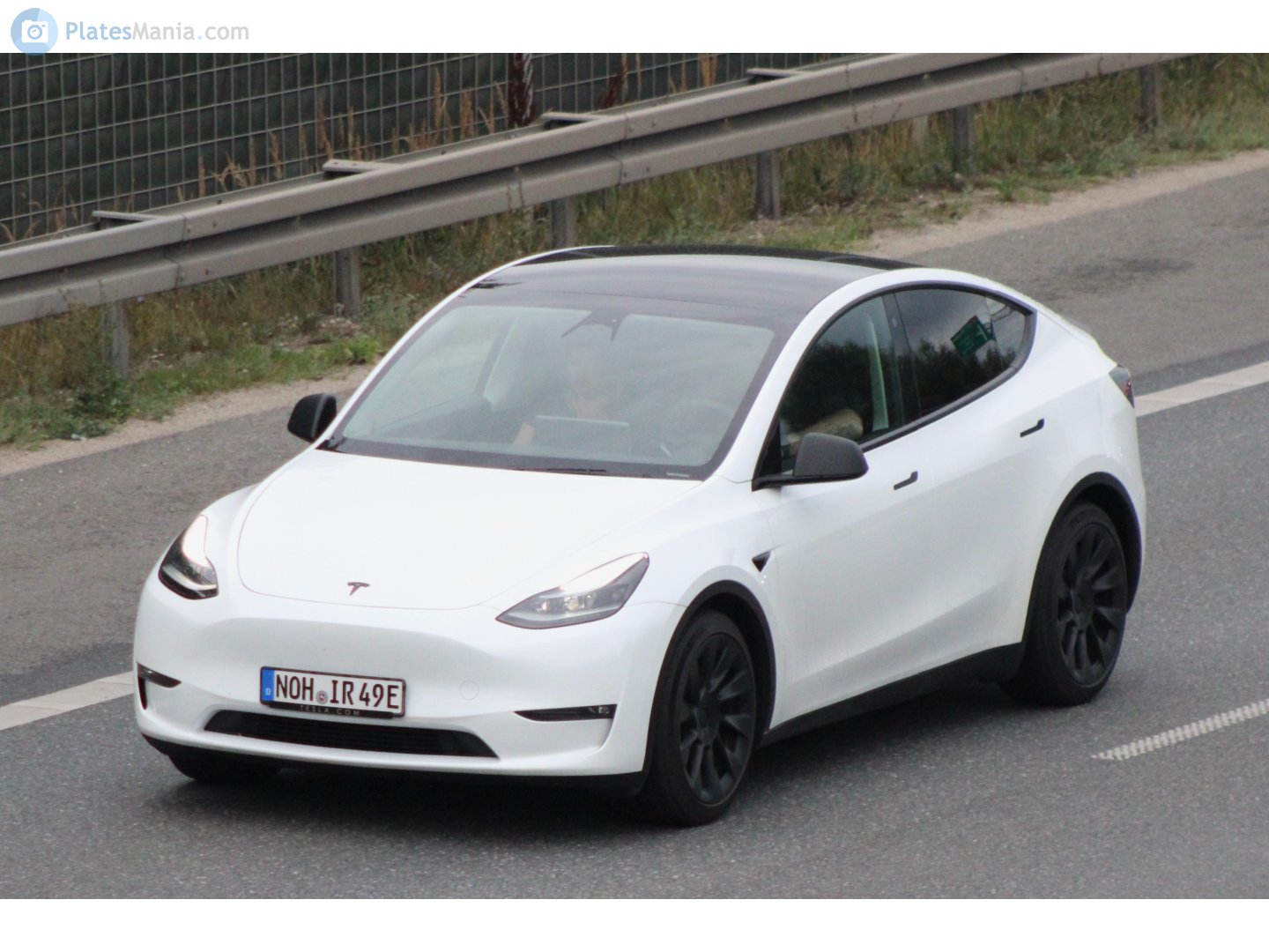 NOH IR 49 E, Tesla Model Y 1st gen (5YJY), 2020–2025