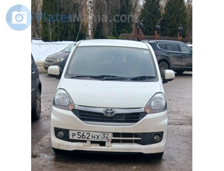 р562нх32, Toyota Pixis