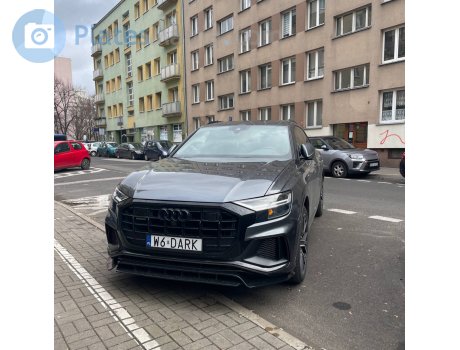 W6 DARK, Audi Q8
