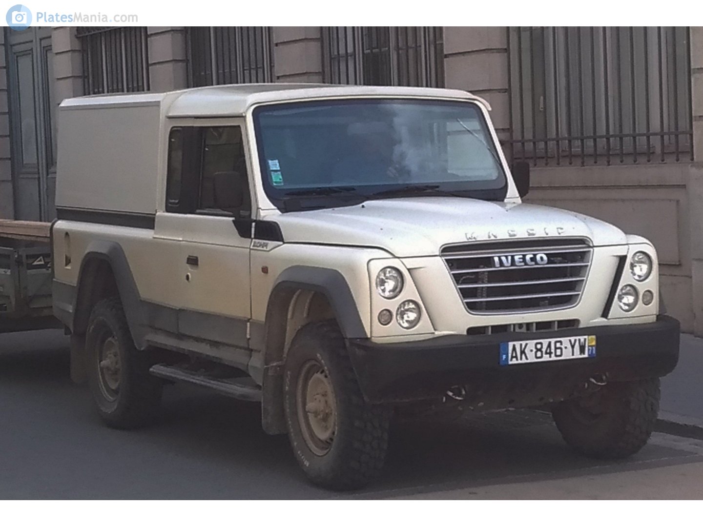 AK-846-YW, Iveco Massif 1st gen Pickup, 2007–2011