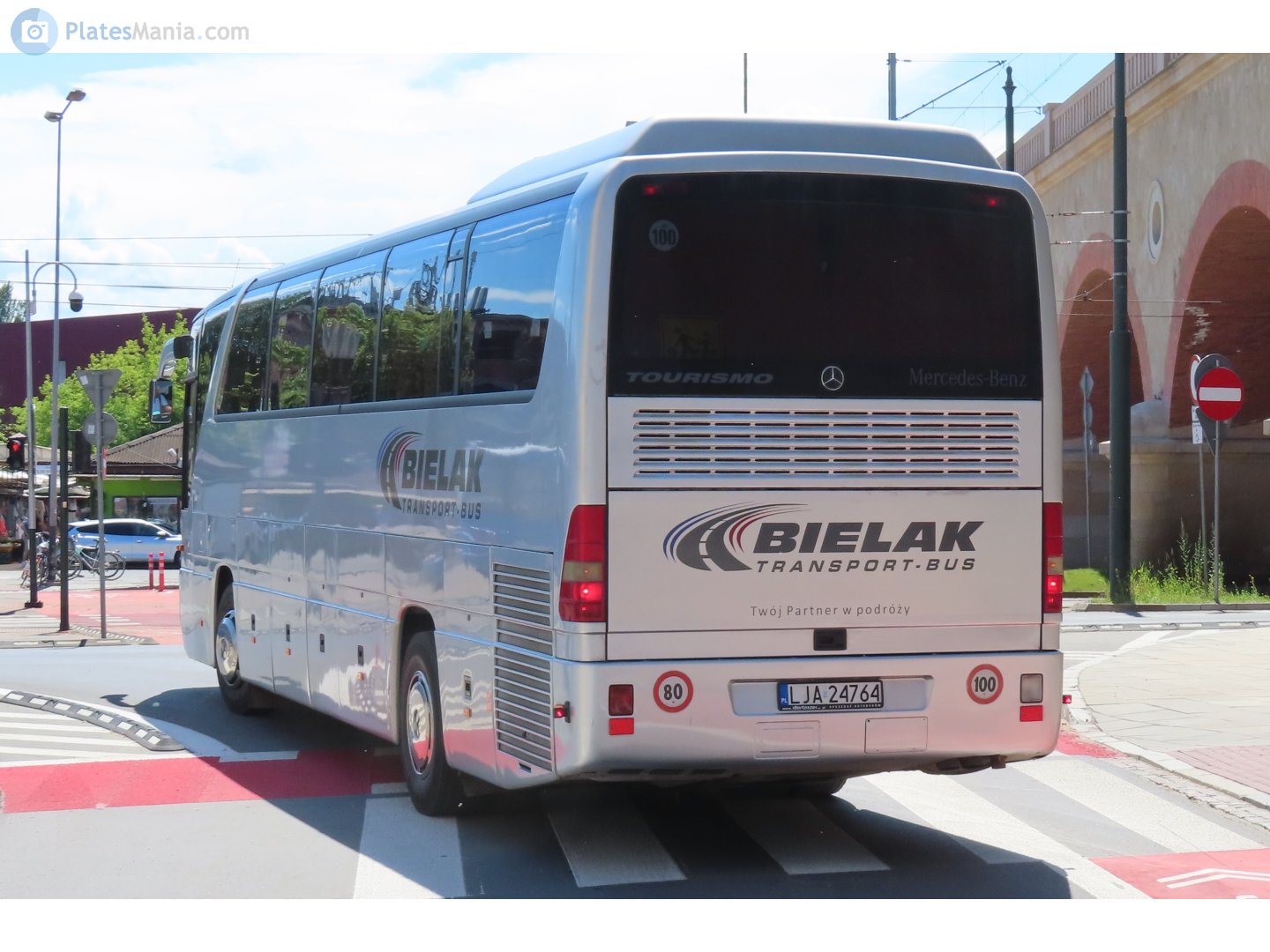 LJA 24764, Mercedes-Benz Tourismo 1st gen (613), facelift, 1999–2006