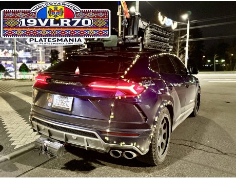 7-13527E, Lamborghini Urus