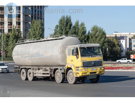 389 YDA 16, CNHTC (Sinotruk) Steyr Series
