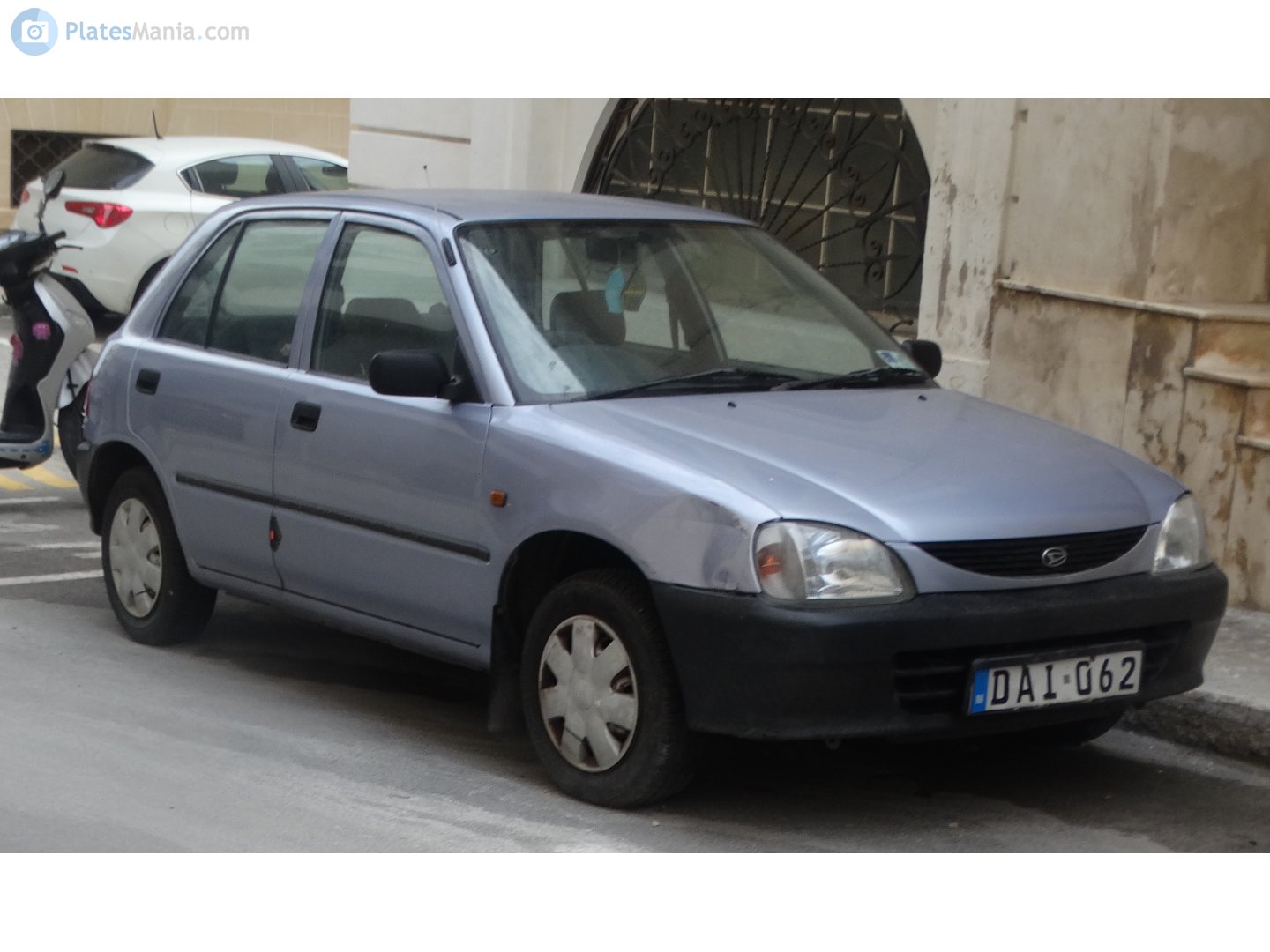 DAI 062, Daihatsu Charade 4th gen 5-door Hatch (G200), 1993–2000